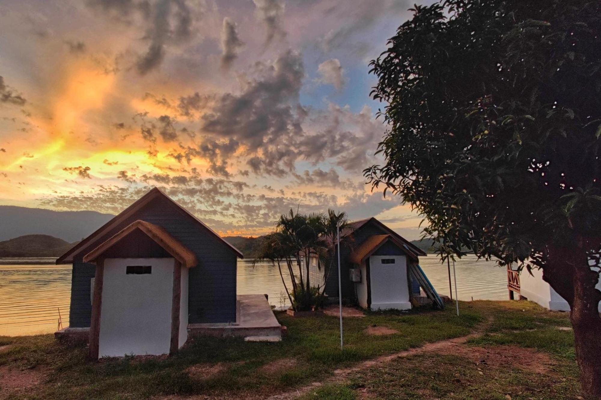 ואנג ויינג Sunset Nam Ngum Resort מראה חיצוני תמונה